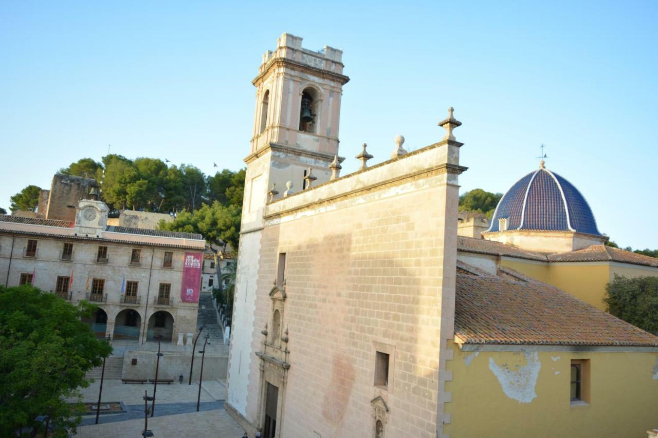 Estudios Ramon Llull Denia Luaran gambar